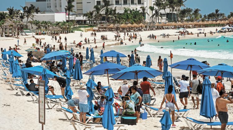 Flujo de turistas a Quintana Roo, aún sin afectaciones por variante Ómicron