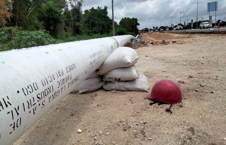 Habitantes protestan por introducción de gasoducto a Cancún