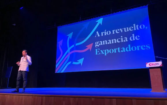 Comparte COFOCE su visión internacional a través de conferencia “A río revuelto, ganancia de exportadores”