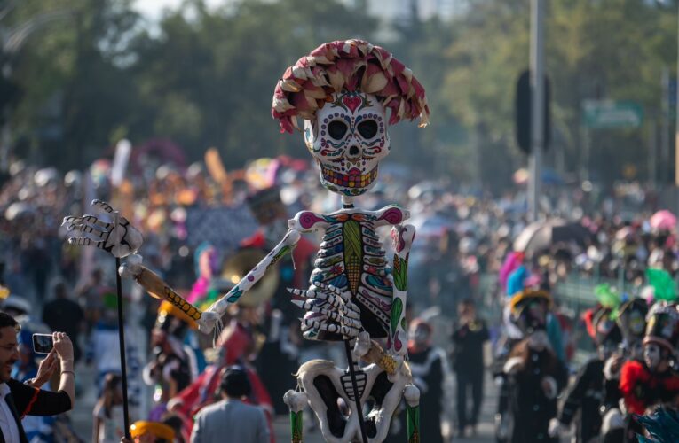 Gran Desfile de Día de Muertos Ciudad de México 2023 reúne a un millón 250 mil personas