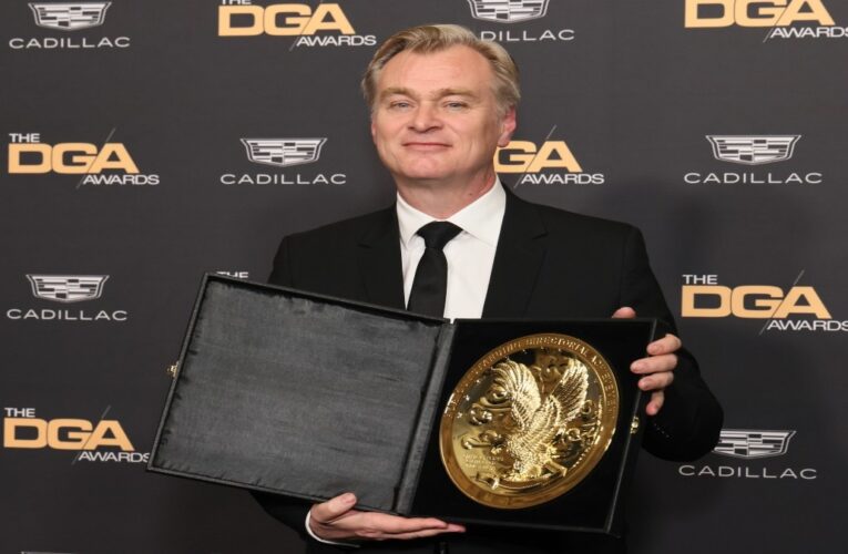 Nolan se alza con premio del Sindicato de Directores en EU por “Oppenheimer”