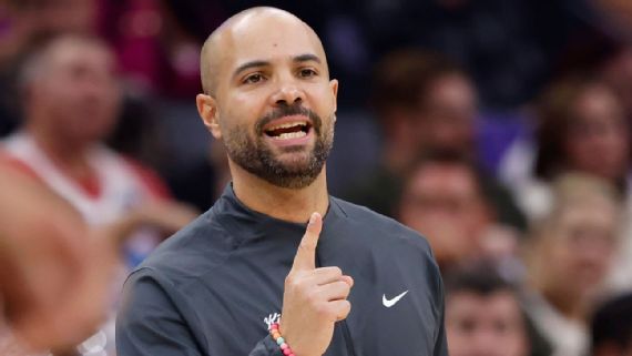 Nets van por Jordi Fernández como nuevo entrenador