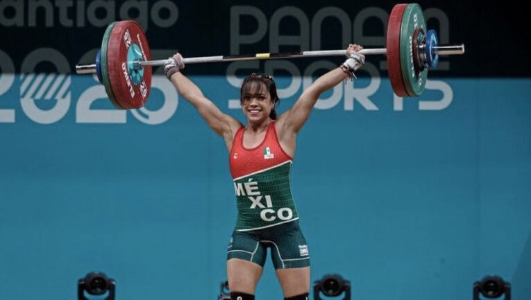 Janeth Gómez, halterista mexicana, aseguró su lugar en los Juegos Olímpicos de París 2024