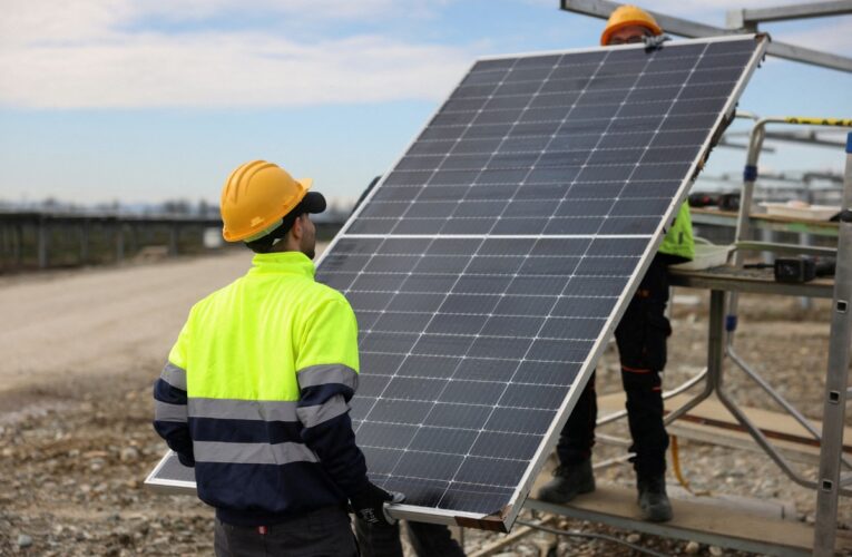 Canacope Monterrey proyecta apoyar al pequeño comercio para adquirir paneles solares