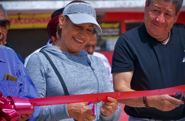 Victoria Víquez inaugura el Bulevar Totoltepec