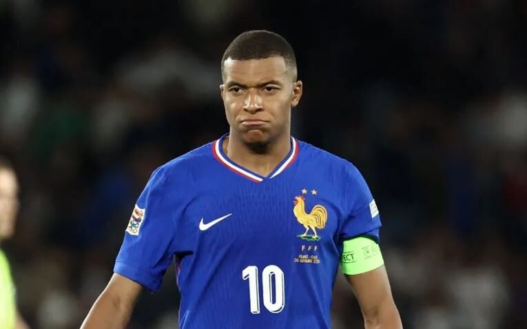 Mbappé recibe el respaldo de sus compañeros por las críticas en su contra tras ausentarse de la selección