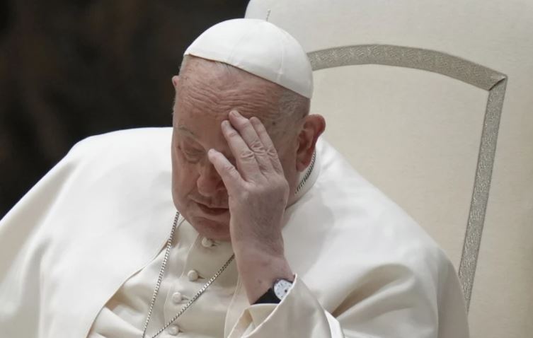 El papa Francisco “ha descansado”, pero aún necesita oxígeno