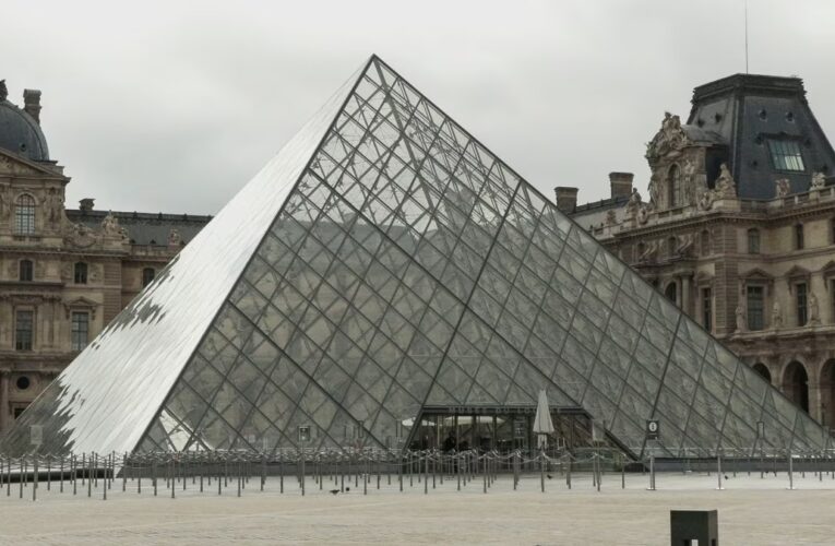 ‘Robo del siglo’ en museo de Louvre: Joyas valen 88 millones de euros… pero ‘no se pueden revender’