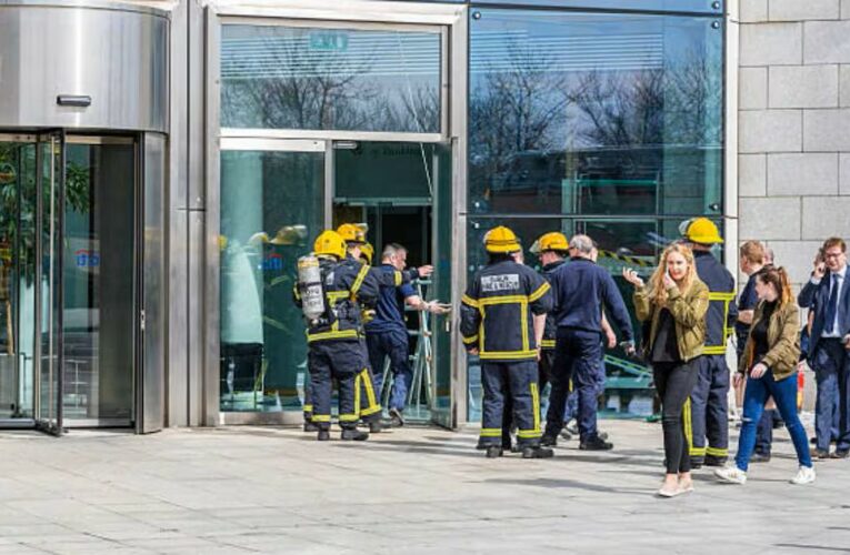 Fuga de gas amoníaco provoca evacuación y decenas de hospitalizados en Oklahoma