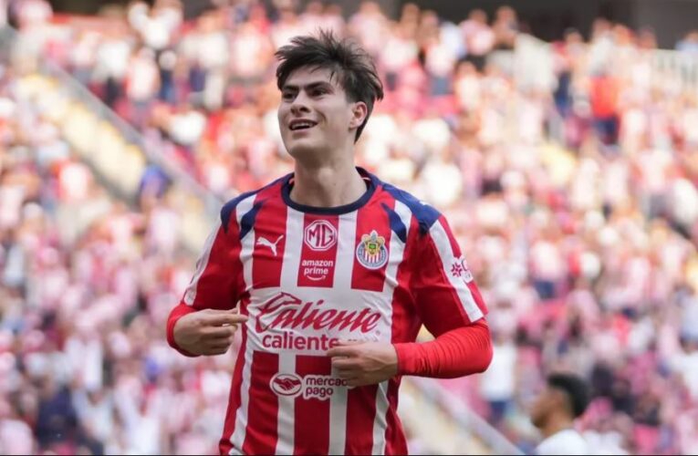 ¡Hay ‘Hormiga’ para rato! Chivas renueva y blinda a Armando González hasta el 2029
