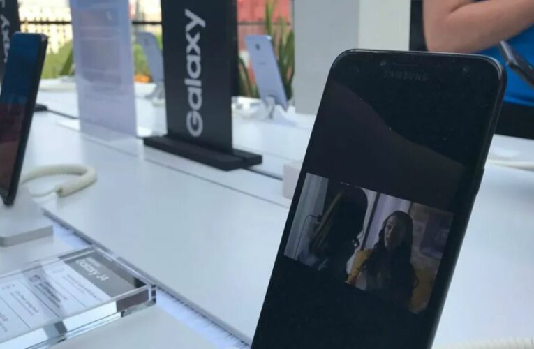 ¡Santa Claus y Reyes Magos regalan smartphones! Tecnología dejará ingresos por 27 mil 747 millones de pesos