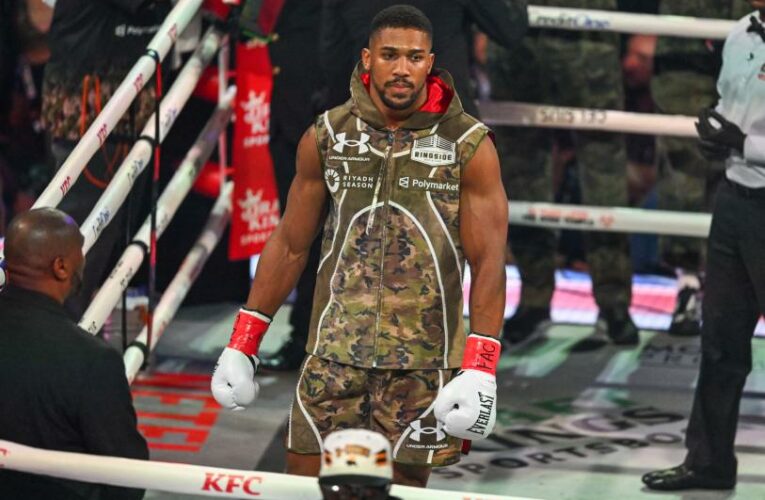 Anthony Joshua envuelto en accidente que deja 2 personas sin vida