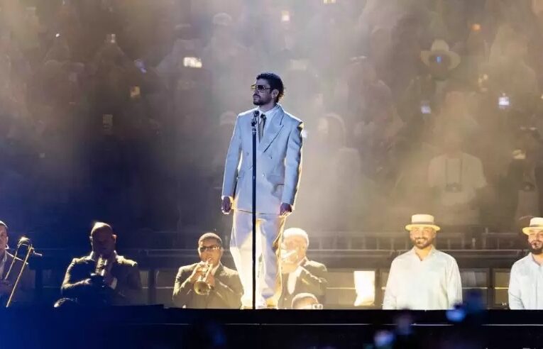 Bad Bunny confunde a Perú con Chile durante su primer concierto en Lima