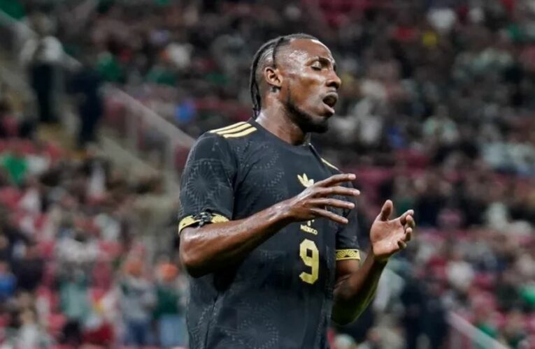 Julián Quiñones no tiene asegurado su lugar en la Selección Mexicana