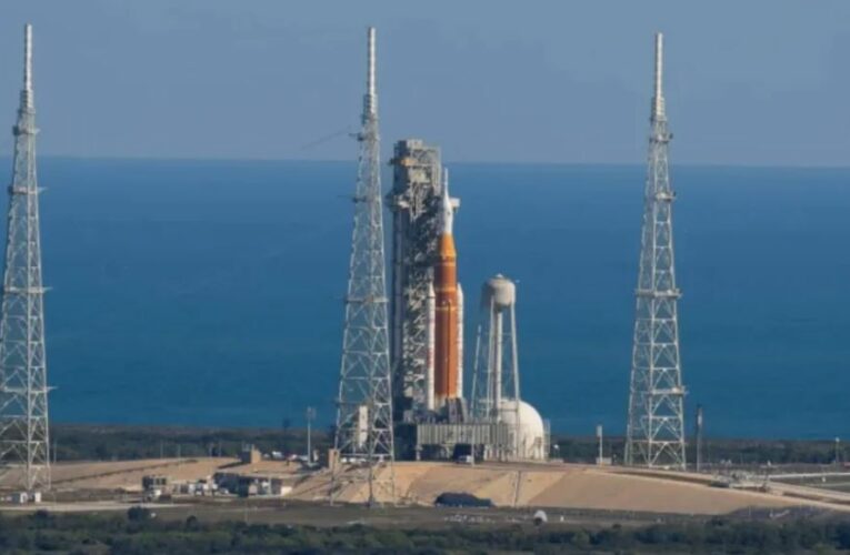 NASA pospone viaje Artemis II a la luna