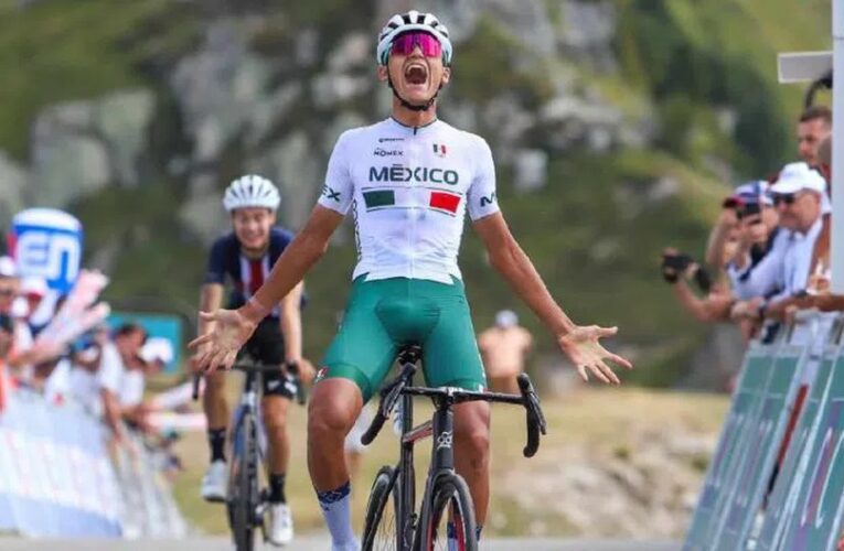 Isaac del Toro inicia 2026 como líder del UAE Team Emirates-XRG en el UAE Tour