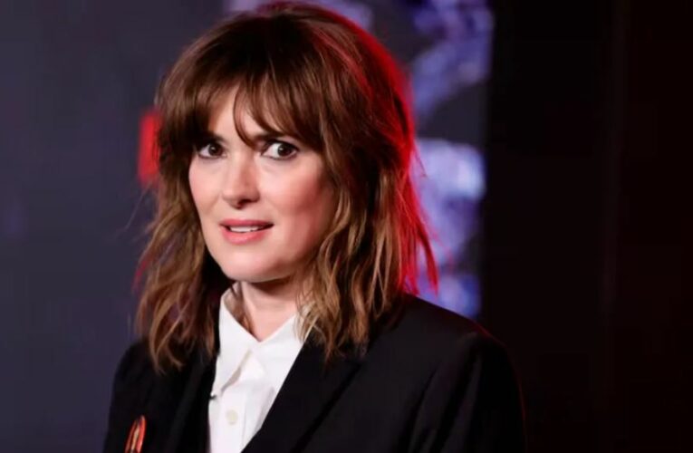 Winona Ryder se suma al elenco de la tercera temporada de ‘Merlina’.