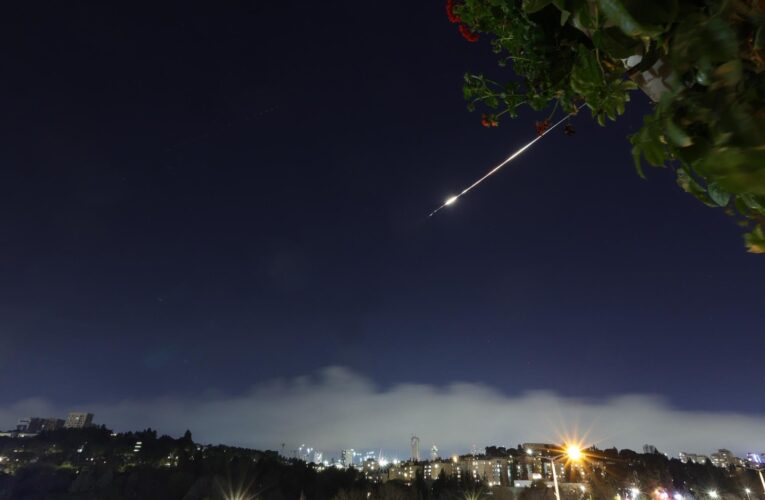 Van 321 mexicanos evacuados de Medio Oriente