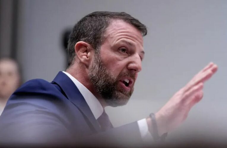 Senado de Estados Unidos confirma a Markwayne Mullin como secretario de Seguridad Nacional