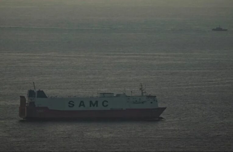 Irán permite el paso a barcos iraquíes por el estrecho de Ormuz