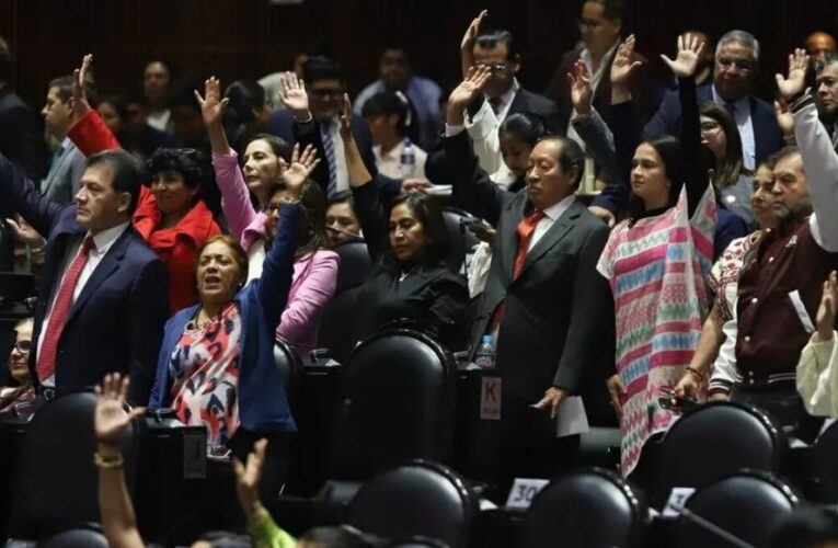 Diputados de la 4T y MC aprueban el plan B electoral en lo general