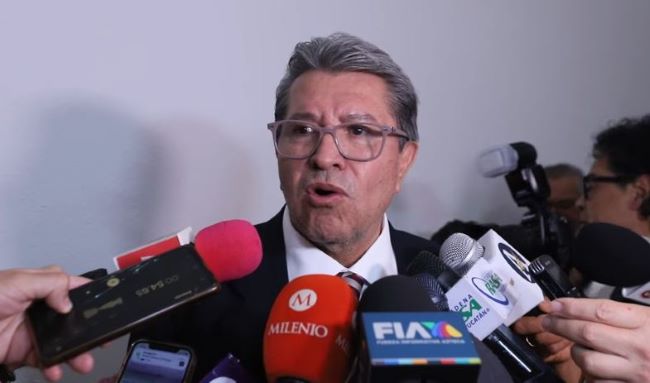 Diputados plantean que titulares de Pemex y Semarnat comparezcan por derrame de hidrocarburo