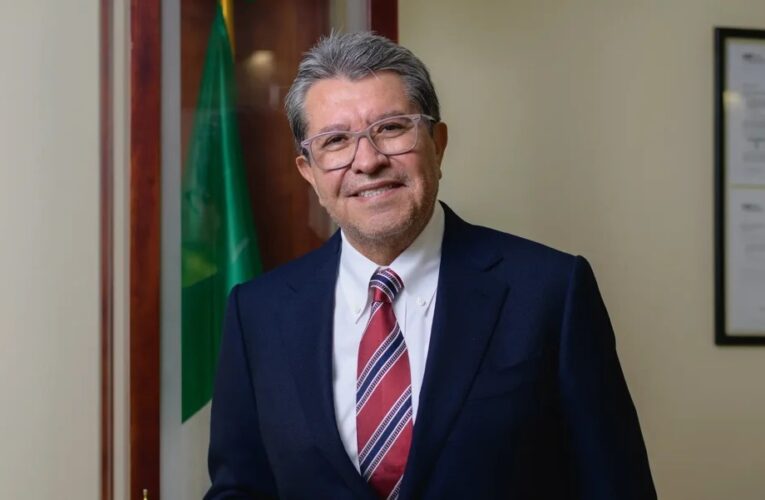 Ricardo Monreal destaca unidad legislativa tras reunión con Claudia Sheinbaum en Palacio Nacional
