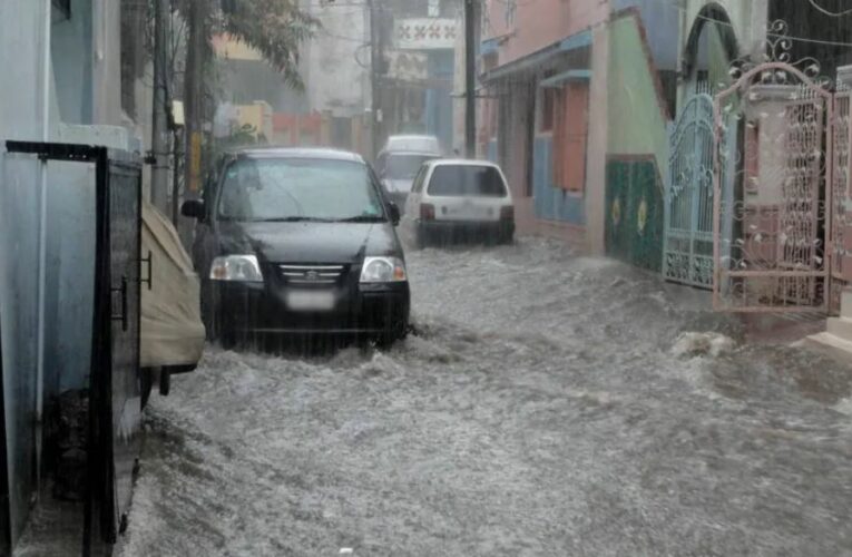 Fallecen 12 personas en China tras graves inundaciones por lluvias torrenciales; peces podían nadar en las calles