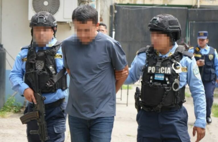 Arrestan a mexicano por presunto fraude en cajeros automáticos de Honduras