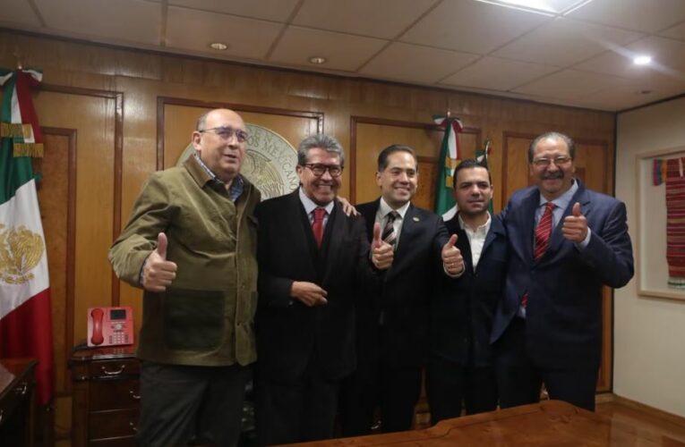 Prohibición sobre doble nacionalidad, aprobada en segunda quincena de septiembre: Ricardo Monreal