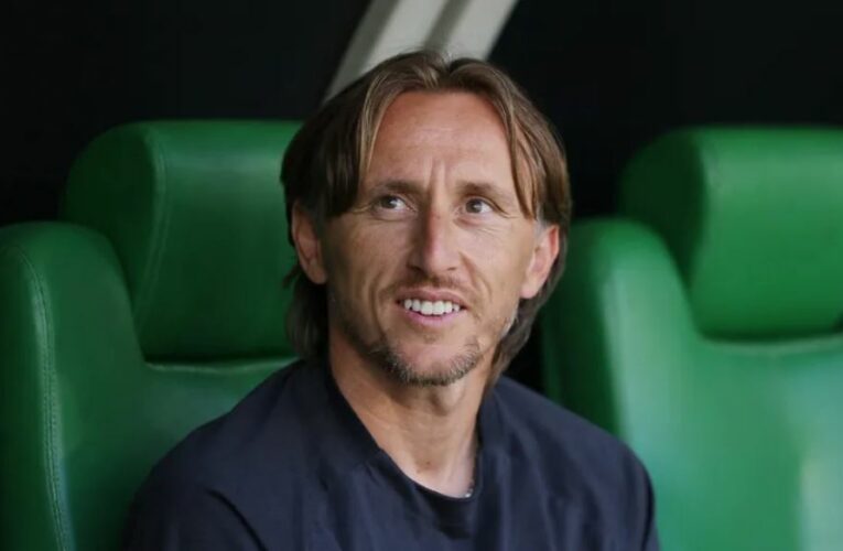Luka Modric confirma que seguirá en la Selección de Croacia