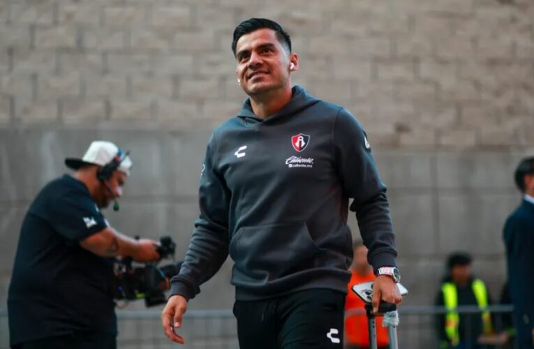 El regreso de Aldo Rocha al Atlas genera dudas en Hernán Crespo para el Clásico Tapatío
