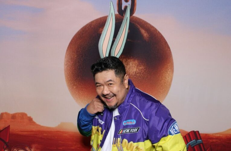 Muere Eric Bauza, voz de Bugs Bunny y El Pato Lucas, a los 46 años